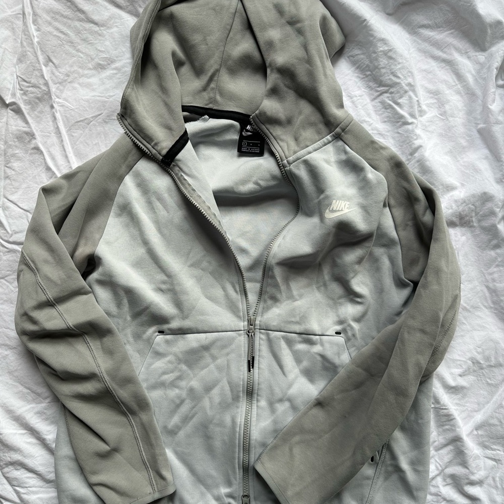 Nike Gray Zip-Up Hoodie